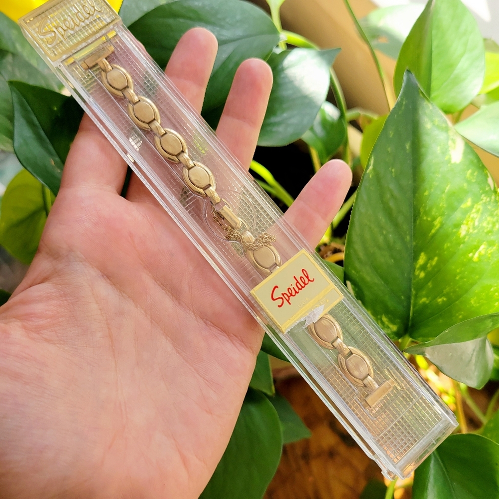 Vintage Speidel Classic Dainty Gold 2165/3 Watchband with Safety Chain